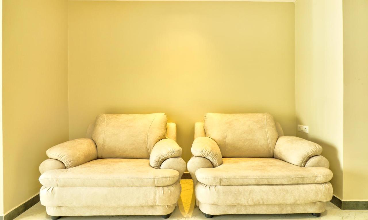 Treebo Sriz Cozy Seethamadhara Visakhapatnam Exterior foto